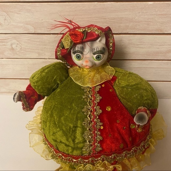 Funny Jester Fat Cat‎ Shelf Sitter - Picture 3 of 7